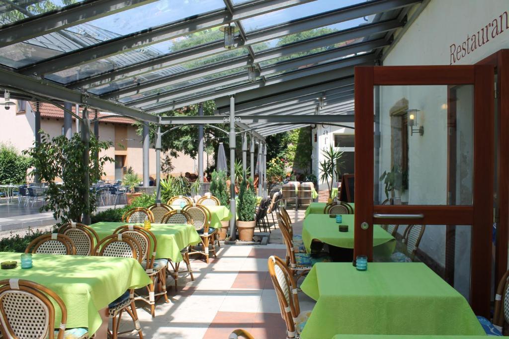 Gasthof Kreuz Hotel Heitersheim Exterior foto