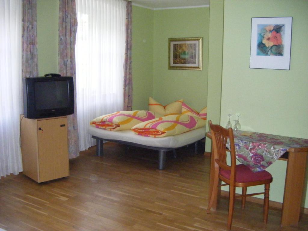 Gasthof Kreuz Hotel Heitersheim Habitación foto